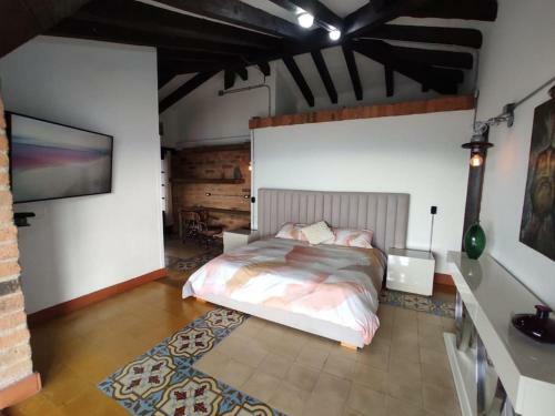 11 Bedroom Gym Luxury Villa - Heated Pool Jacuzzi
