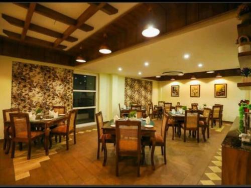 Capital O 88580 Hotel Shree Balajee 1