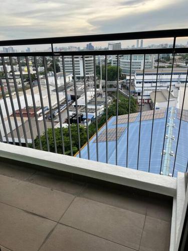 Apartamento Entire Unit Wifi/parking -pj Section 13 Pacific 63