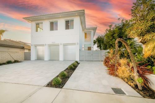 Huntington Harbour Opulence