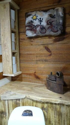 Uneallika Saunaga Ait H�beprees
