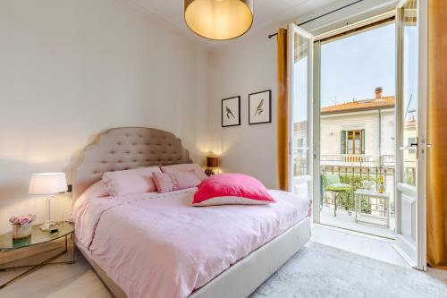 Villa Home Beach Lilli, Exclusive Accommodation In Lido Di Camaiore