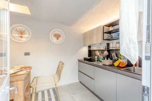 Villa Home Beach Lilli, Exclusive Accommodation In Lido Di Camaiore