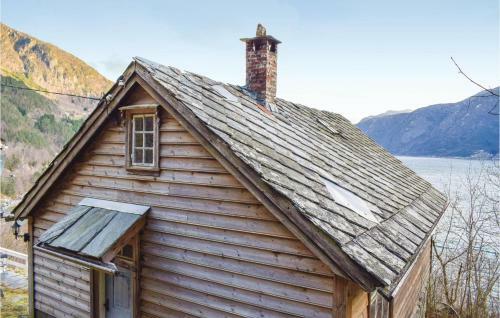 One-bedroom Holiday Home In Vallavik