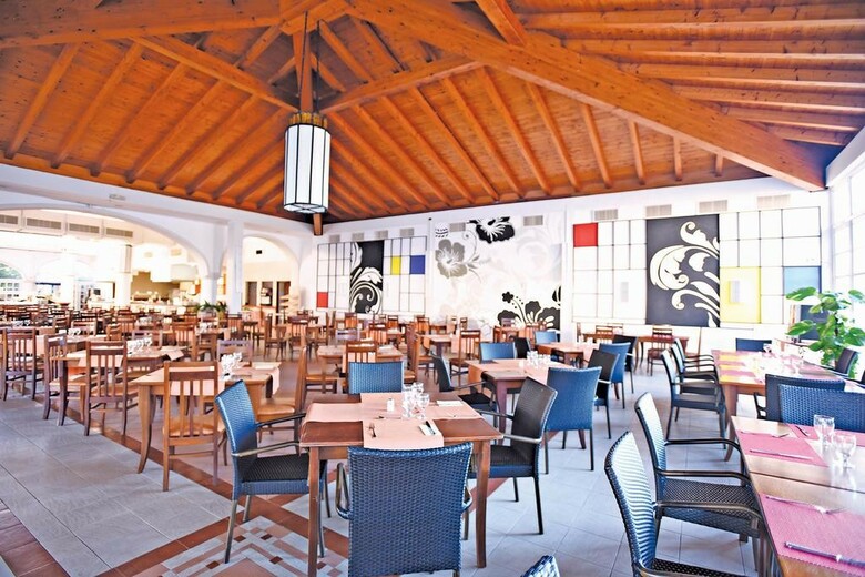 Hotel Starfish Cuatro Palmas