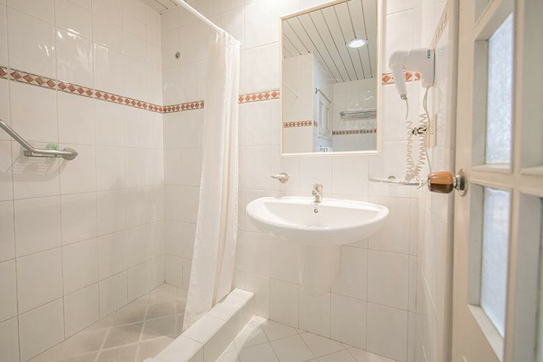 Hotel Starfish Cuatro Palmas