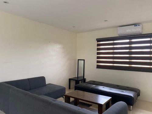 Enrico's Lodge Tagaytay