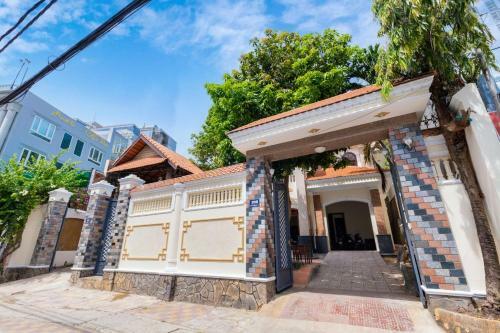 Villa H? B?i Phan Chu Trinh B�i Sau