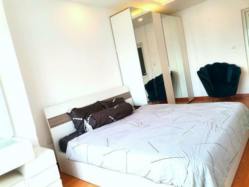 Hostal Ph�ng Gi??ng ?�i Trong C?n H? 2pn