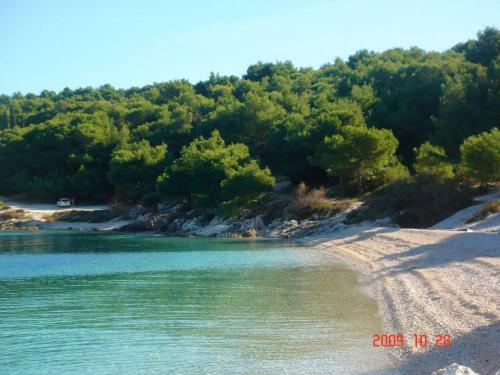Apartments Komarac Apartment For Two Persons Plus Two Extra Beds
