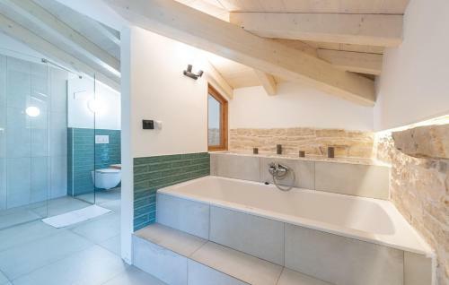 Villa Pi With Heated Pool
