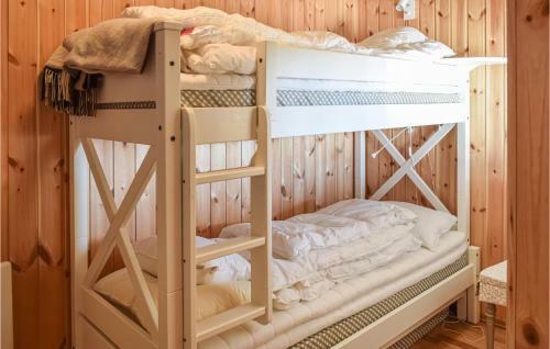 Beautiful Home In Sjusj�en With 2 Bedrooms