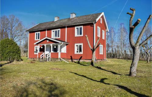 Nice Home In Emmaboda With 3 Bedrooms