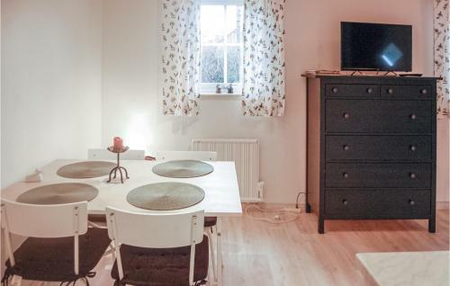 Amazing Home In L�rbro With 1 Bedrooms