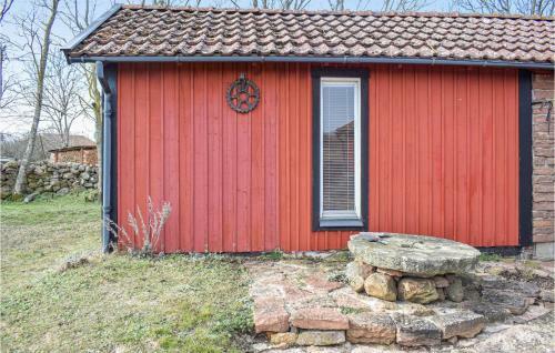 Beautiful Home In M�rbyl�nga With 3 Bedrooms