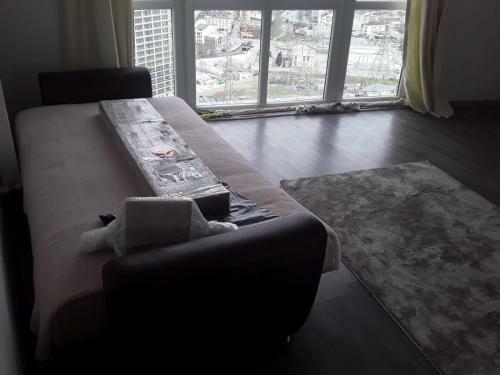 Happy Life Apartments