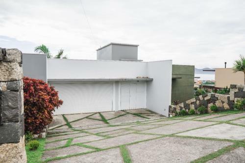 Villa Casa Spa Com Piscina de Borda Infinita