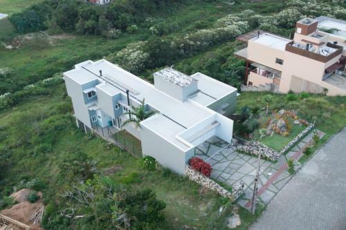 Villa Casa Spa Com Piscina de Borda Infinita
