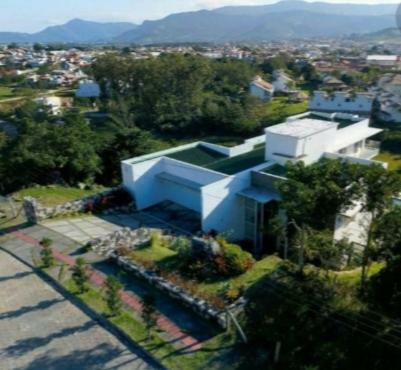 Villa Casa Spa Com Piscina de Borda Infinita