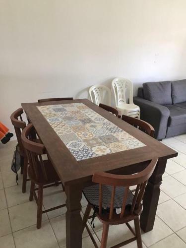 Chal� Em Gravat�