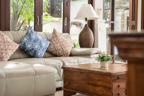 Villa Lily Beach Front