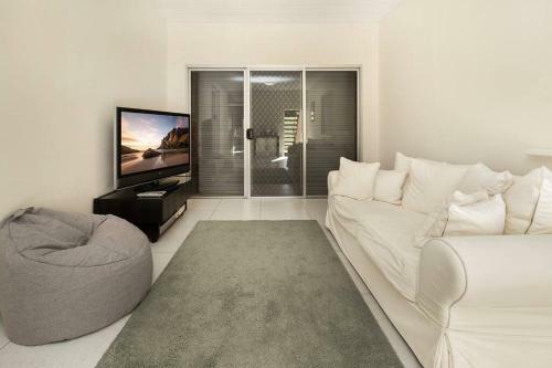 Seaview House, Sleeps 6, 3 Bedroom, Ocean Views