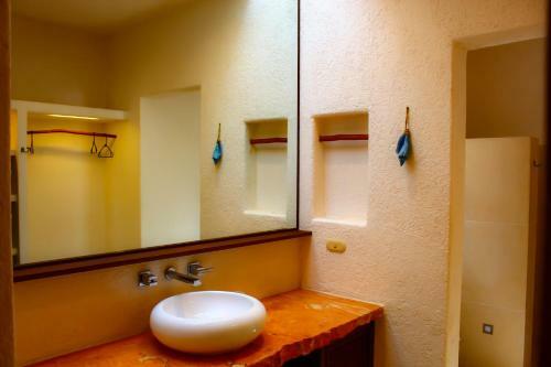Egina Luxury Villa