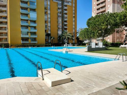 Practico Apartamento Con Piscina En Residencial Brezo Canet