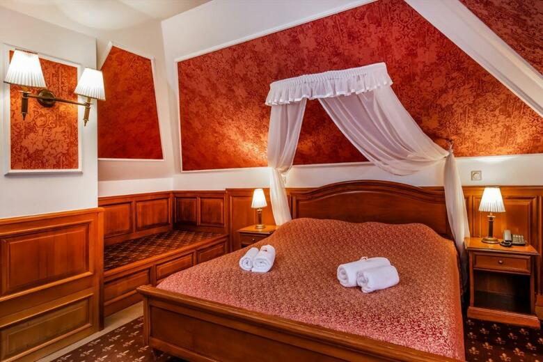 Kast�lyhotel Sasv�r Resort