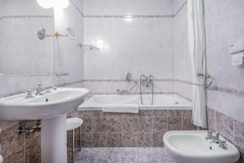 Kast�lyhotel Sasv�r Resort