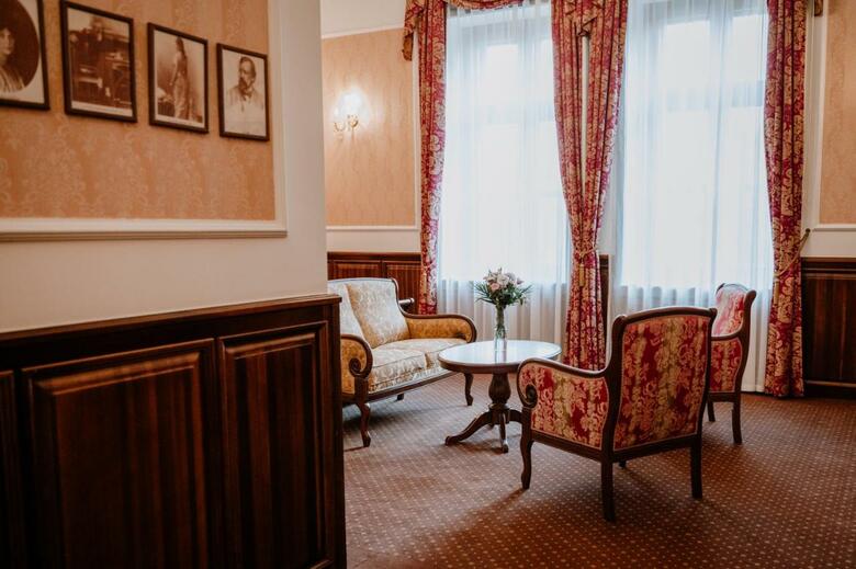 Kast�lyhotel Sasv�r Resort