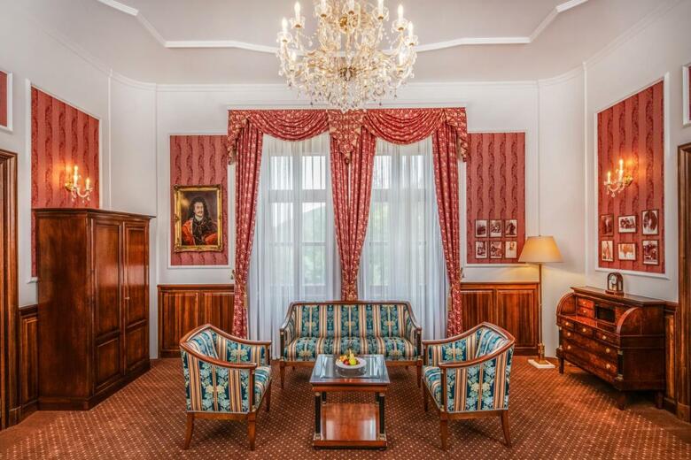 Kast�lyhotel Sasv�r Resort
