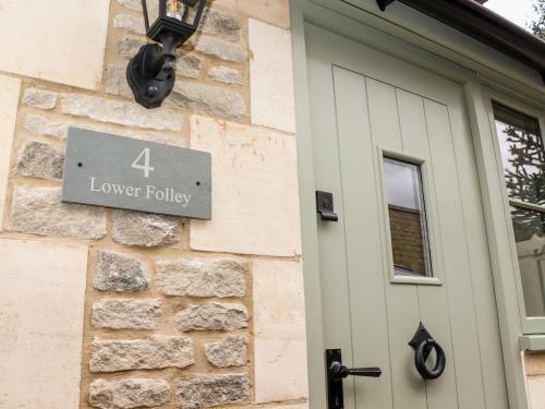 4 Lower Folley