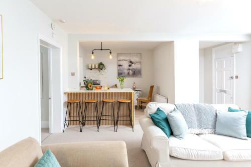 32 Evesham Road - By Luxury Apartment