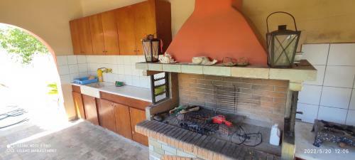 Liland Summer Cottage Lefkandi