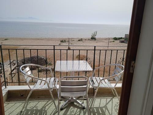 Apartment On The Beach