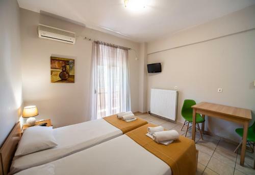 Nick's Studios & Apartments