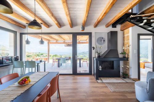 Strepitosa Villa Vista Mare E Piscina A Sarmuci