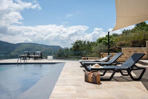 Strepitosa Villa Vista Mare E Piscina A Sarmuci