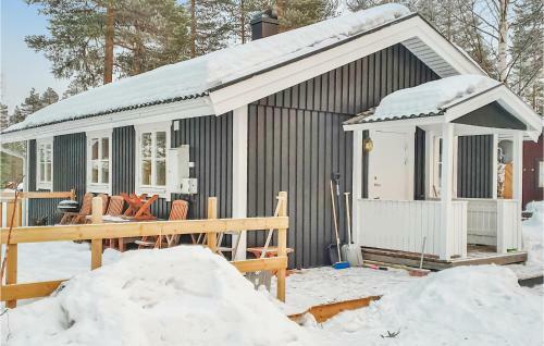Amazing Home In V�ster�s With 3 Bedrooms
