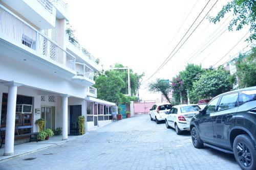 Bed & Breakfast Samriddhi Stay Inn