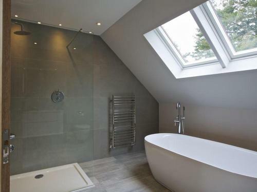 3 The Drive, Hillfield