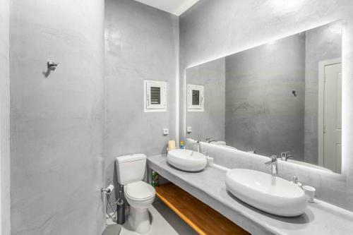 Aleomandra Waterfront Dream Villa