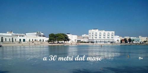 Apartamento Casa Vacanza - Al Muretto - A 30 Metri Dal Mare