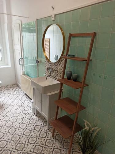 Albergue Elegancki Pok�j W Sercu Legnicy