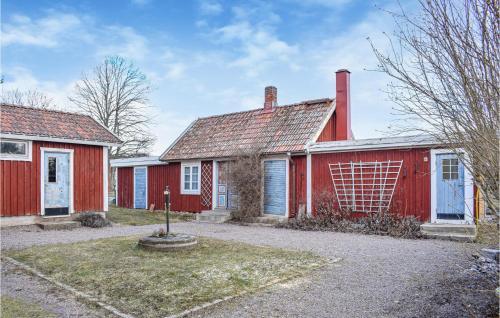 Stunning Home In Halltorp With Wifi And 3 Bedrooms