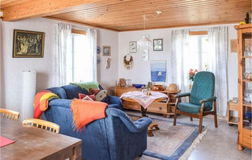 Awesome Home In S�der�kra With 2 Bedrooms