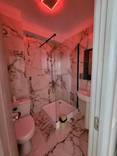 Hotel Damar Costine?ti