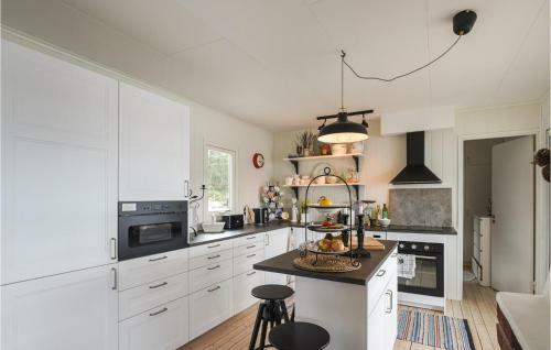 Amazing Home In Str�mstad With Wifi And 3 Bedrooms