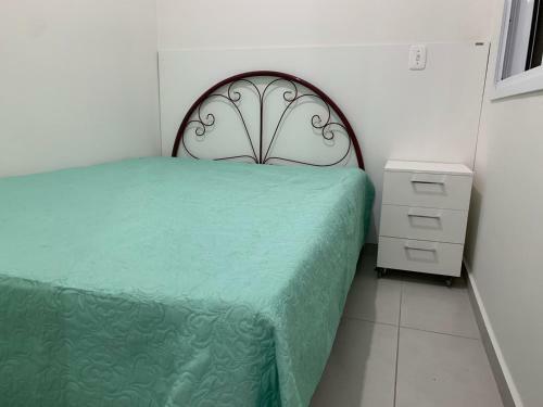 Apartamento Novo Apto Com 100 Metros Da Av. Brasil